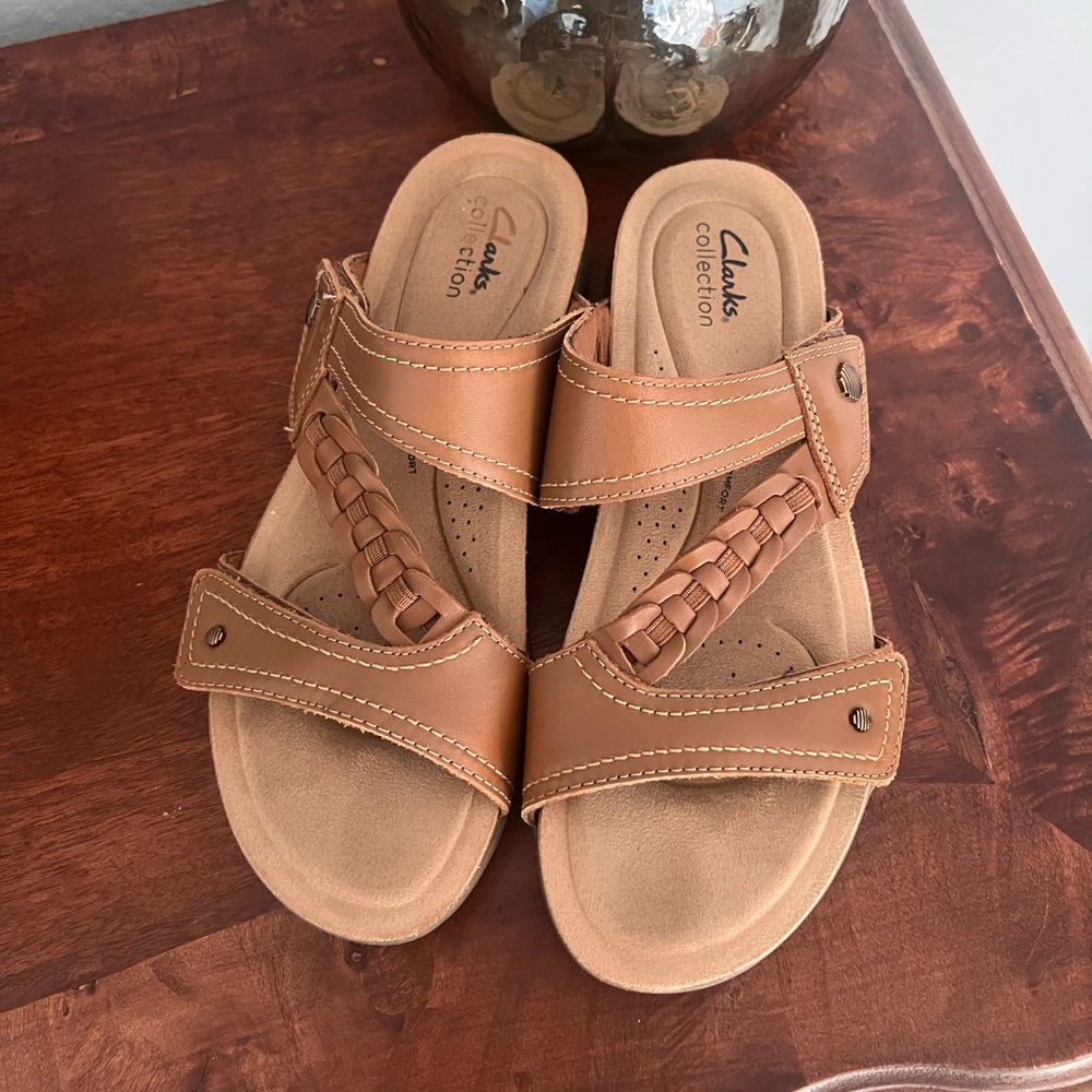 Clarks April Raelyn Leather Slide Sandals